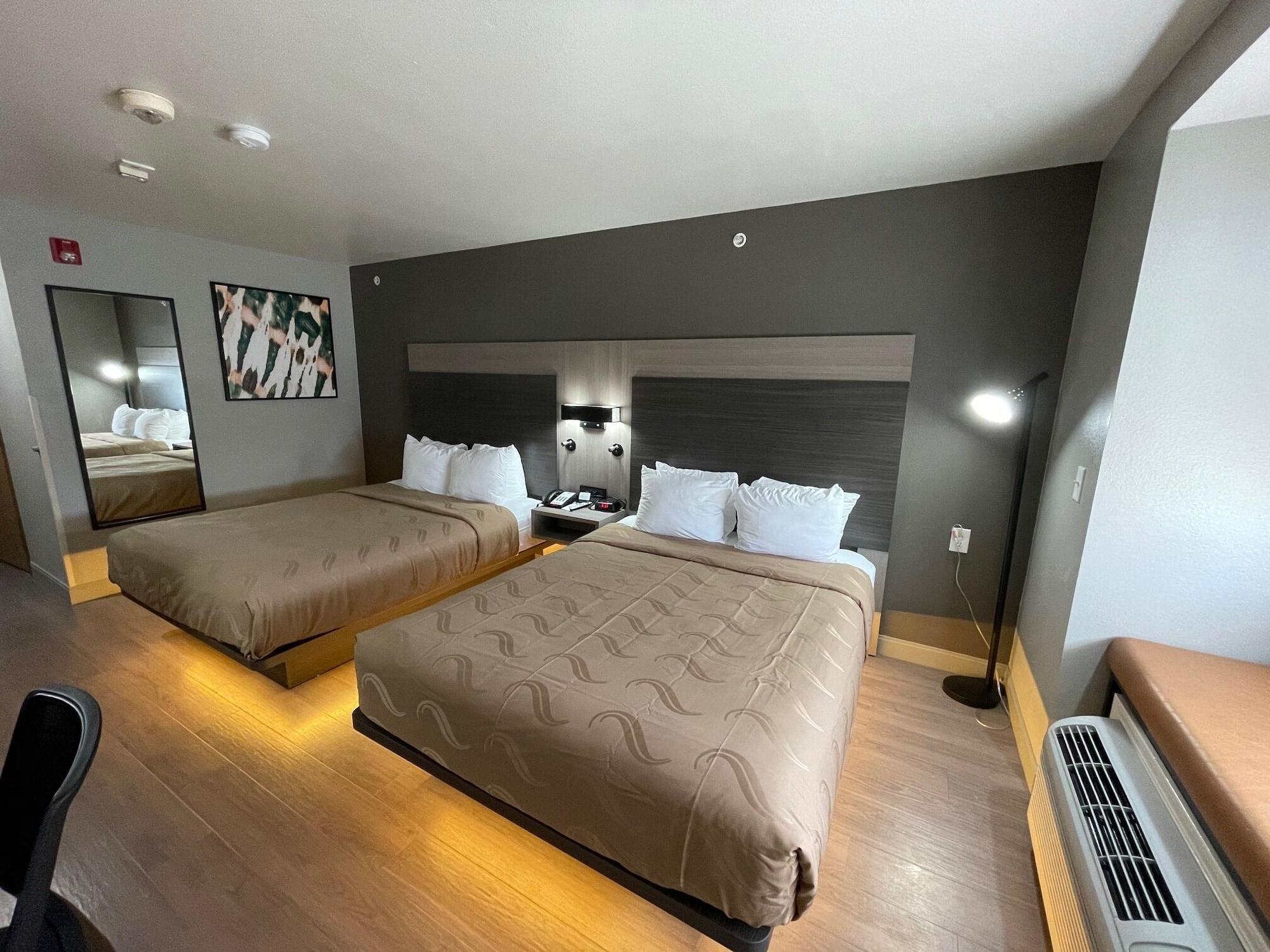 Quality Inn & Suites North Mesquite I-30 エクステリア 写真