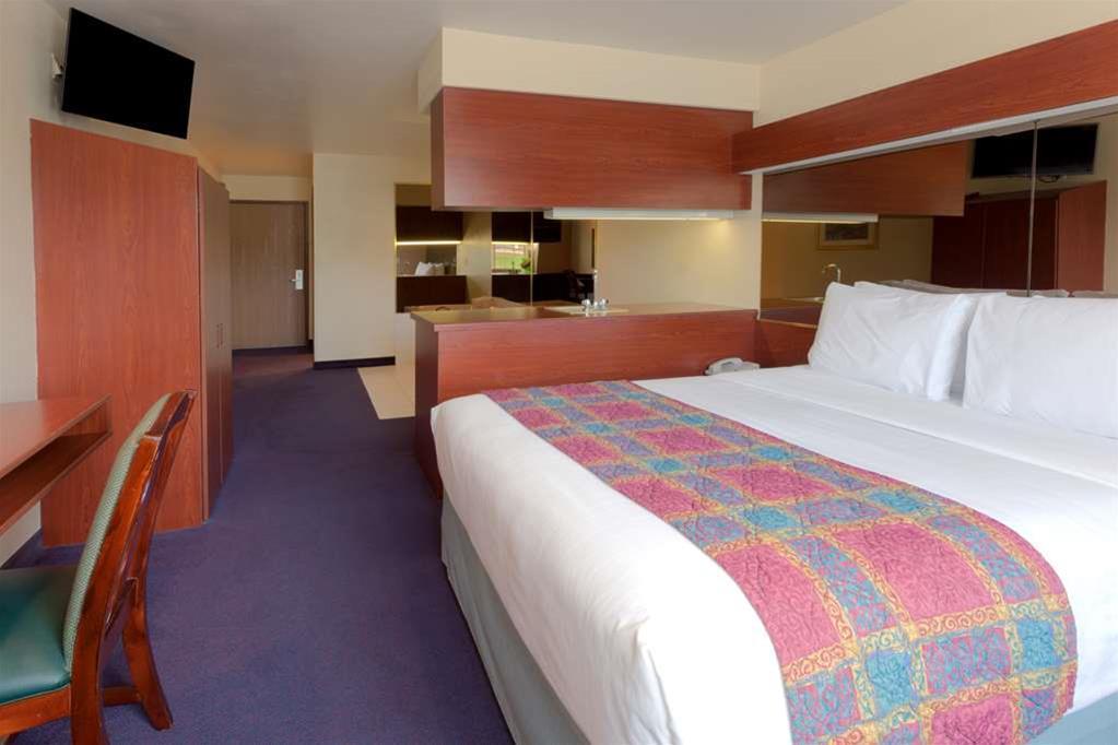 Quality Inn & Suites North Mesquite I-30 エクステリア 写真