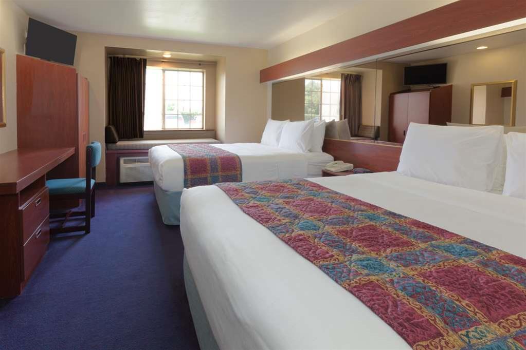 Quality Inn & Suites North Mesquite I-30 エクステリア 写真