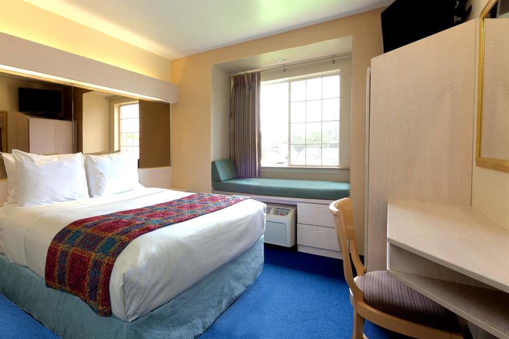 Quality Inn & Suites North Mesquite I-30 エクステリア 写真